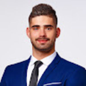 Meet your Posher, Elias